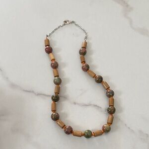 Elegant Multicolor Beaded Necklace
